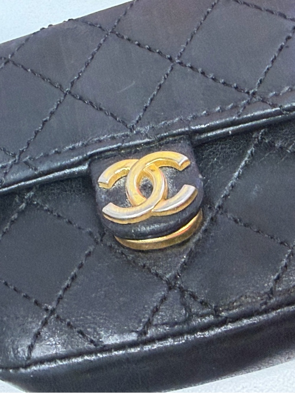 1982 CHANEL Micro Belt Bag - Picture 5 of 15
